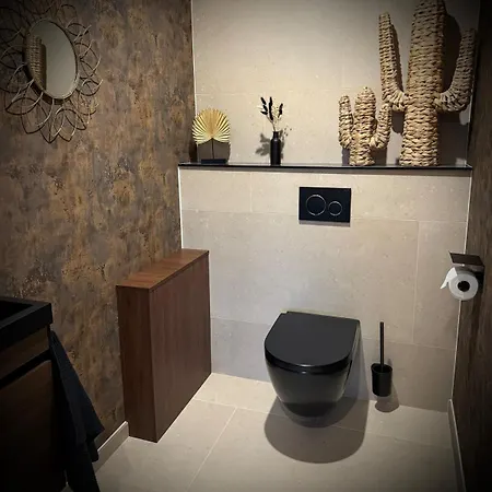 Maison Privative Avec Piscine Interieure, Spa, Sauna, Cinema Et Billard Villa *